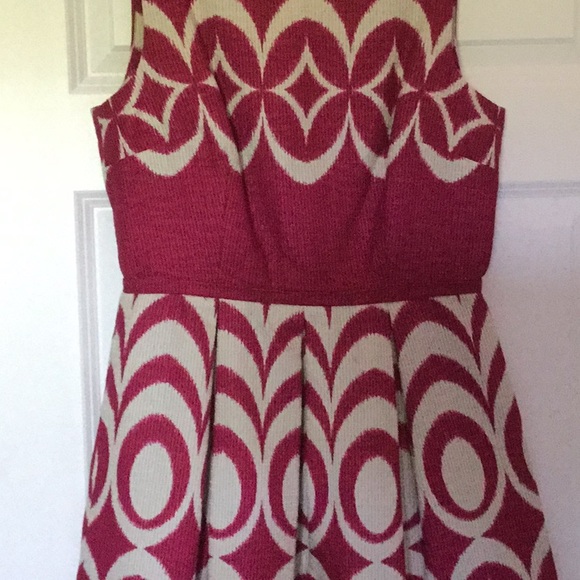 Taylor Dress - Picture 2 of 5